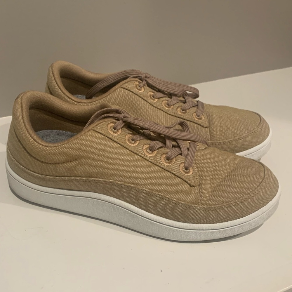 Allbirds Tan Women's Sneakers - Picture 5 of 13